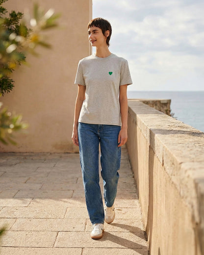 Unisex T-Shirt Green Heart Stick